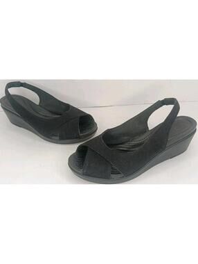 Crocs Leigh Ann Canvas Sandals Women's 8 Black Slingback Peep Toe Wedge 204948